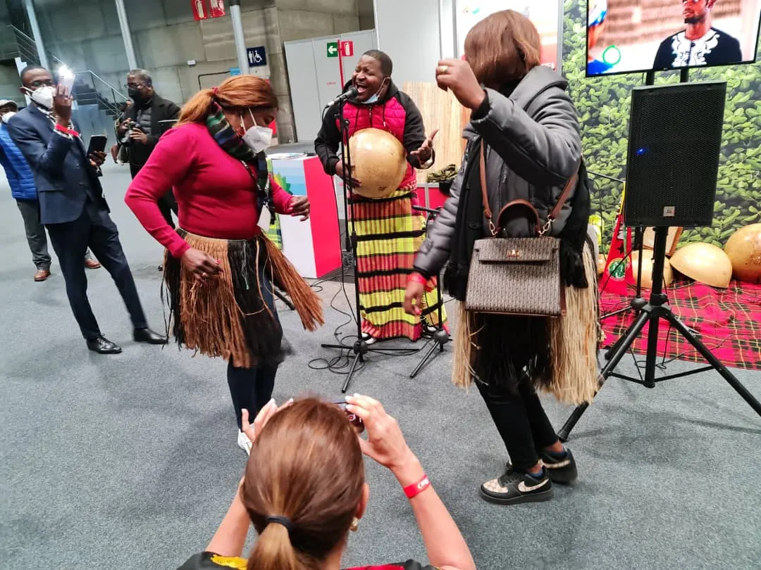 Live cultural performance at the Adunatours booth
